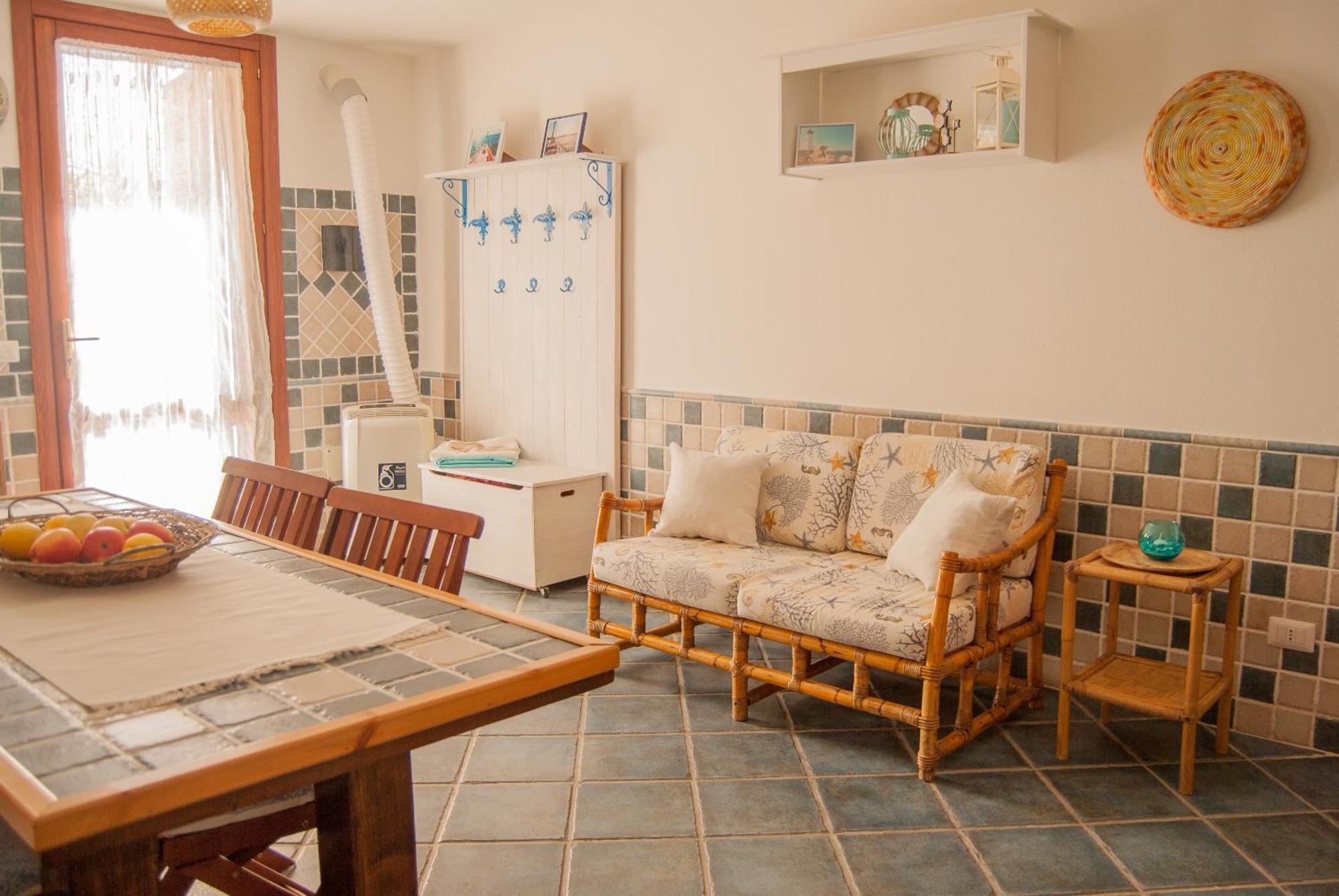 Casa Danilo Leilighet San Teodoro  Eksteriør bilde
